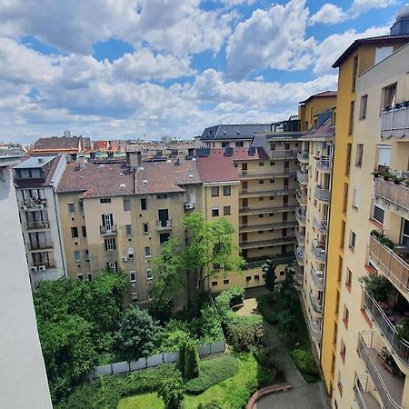Master Apartment With Air Condition And Separated Rooftop Terrace Budapest Eksteriør bilde