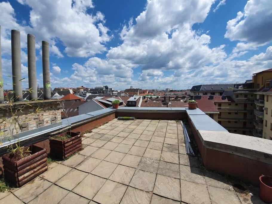 Master Apartment With Air Condition And Separated Rooftop Terrace Budapest Eksteriør bilde